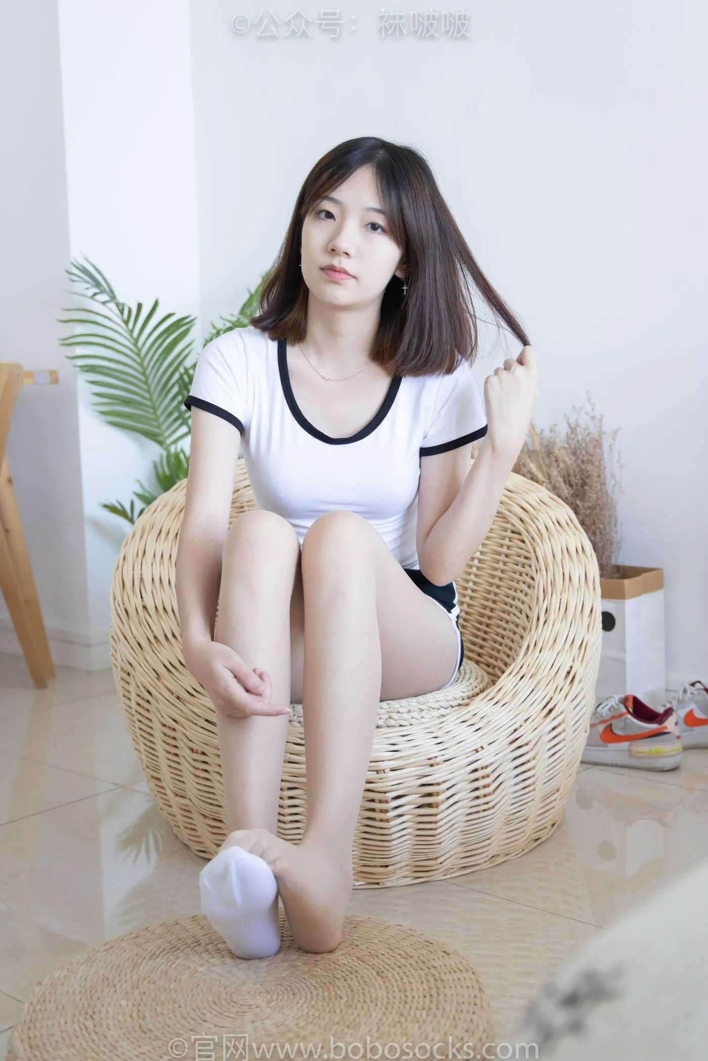 [BoBoSocks袜啵啵]NO.026 小甜豆-体操服、空军一号、白棉袜、肉丝 [149P]插图4